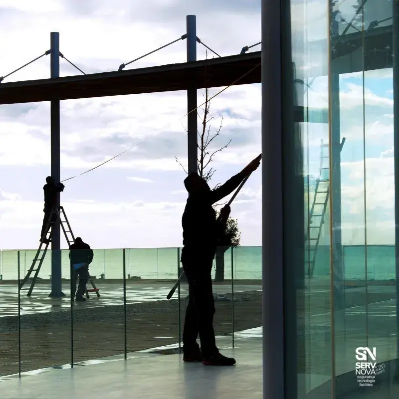 limpeza-fachada-hidrojateamento-02